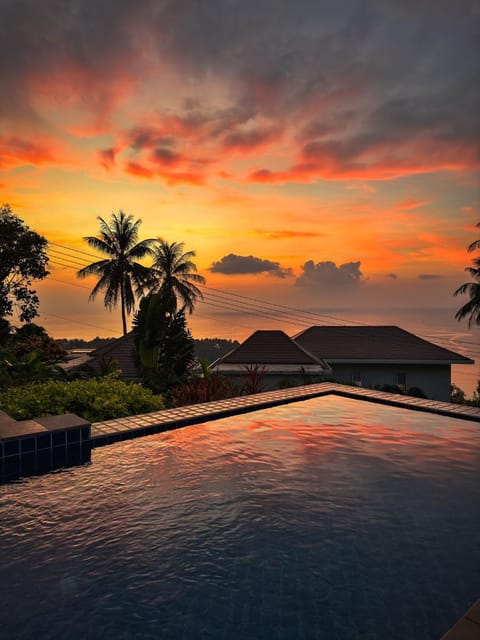 Pool view, Sea view, Sunset
