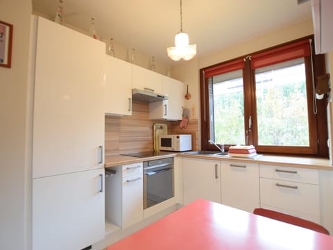 Charmant appartement proche du lac avec Wi-Fi et parking à Évian-les-Bains - FR-1-498-96 Apartment in Évian-les-Bains