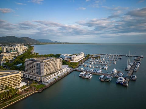 Property building, Nearby landmark, Natural landscape, Bird's eye view, City view, Sea view