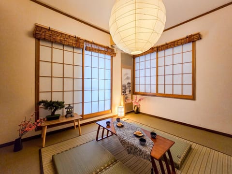 Photo of the whole room, Seating area, heating, wardrobe, air conditioner