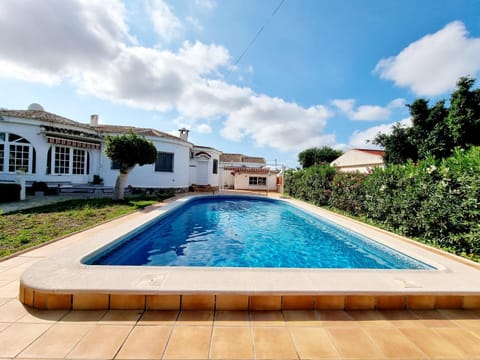 Garden, Swimming pool