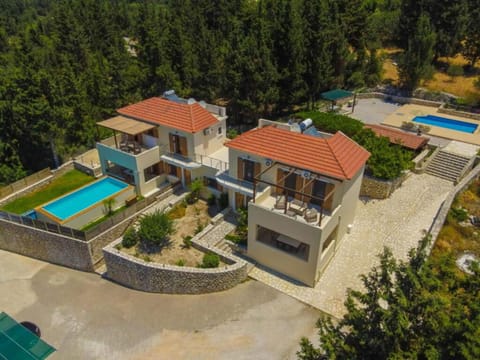 Property building, Bird's eye view, Pool view, Swimming pool
