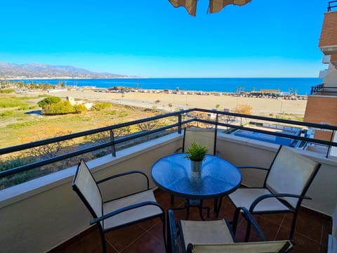 Day, View (from property/room), Balcony/Terrace, Balcony/Terrace, Dining area, Beach, Sea view