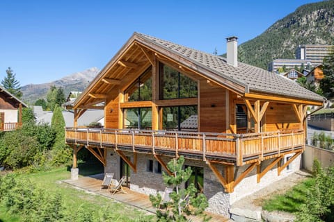 Chalet luxe & spa, BLACK PEARL Chalet in Briançon