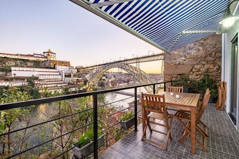 View (from property/room), Balcony/Terrace
