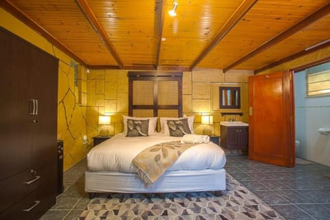 Suikerbos Guesthouse Bed and Breakfast in Cape Town
