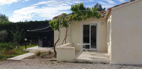 location saisonnière Villa in Manosque