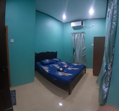 Bed, Bedroom, air conditioner