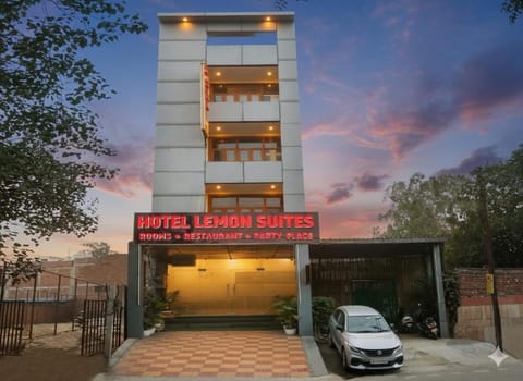 Property building, Parking