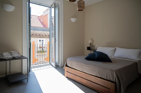 Bed, View (from property/room), Balcony/Terrace, Photo of the whole room, Bedroom, towels