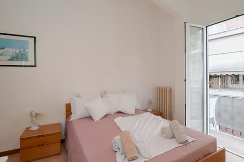 Appartamento Centrale - sulla pedonale Apartment in Liguria