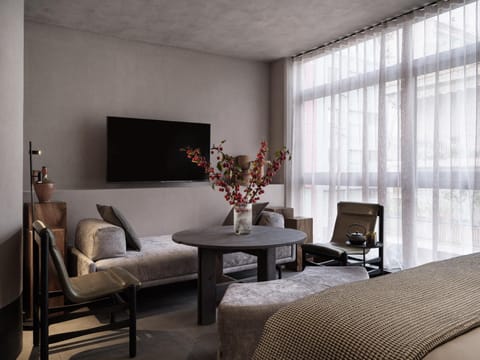 TV and multimedia, Seating area