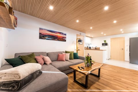 TV and multimedia, Living room, kitchen