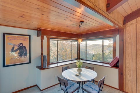 Crestline Cabin Mountain Views and Fire Pit! Cabin in Crestline