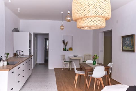 Living room, Diving, kitchen