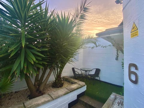 Garden, Balcony/Terrace