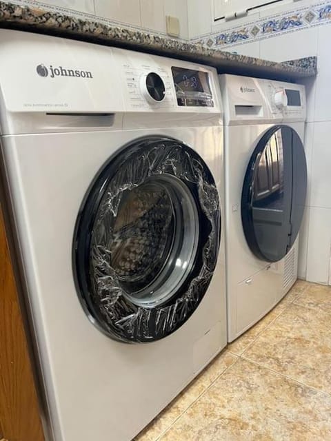 Playa Malvarrosa House Apartment in Valencia