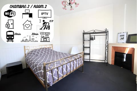 Photo of the whole room, Bedroom