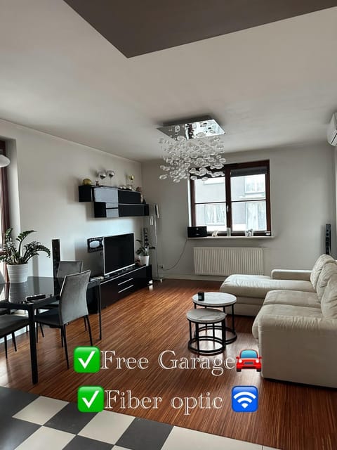 TV and multimedia, Living room, Dining area, Text overlay