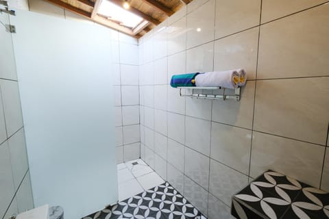 Green Bali Guest House Bed and Breakfast in North Kuta