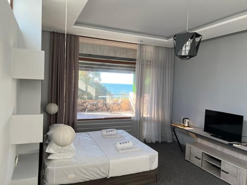 Bed, Photo of the whole room, Sea view
