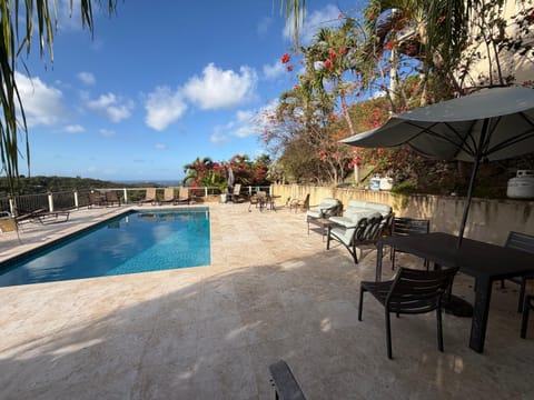 Cruz Bay Tropical Condo Apartment hotel in Cruz Bay