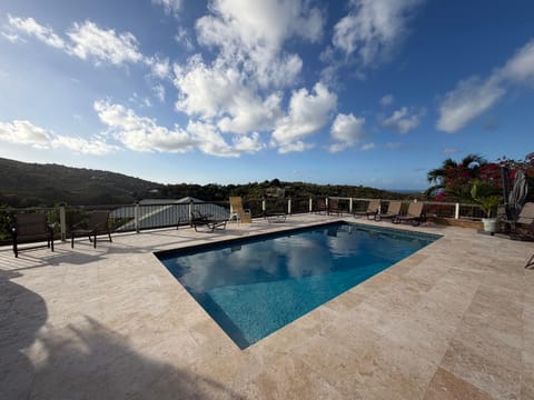 Cruz Bay Tropical Condo Apartment hotel in Cruz Bay