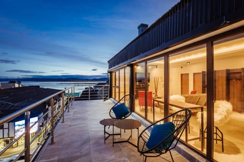 Patio, Natural landscape, View (from property/room), Balcony/Terrace, Balcony/Terrace, Living room, Seating area, Dining area, Lake view, River view, Sea view