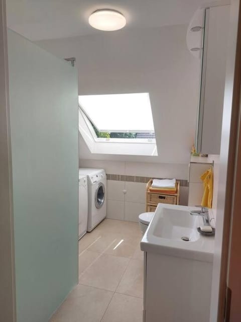 Bathroom, washing machine