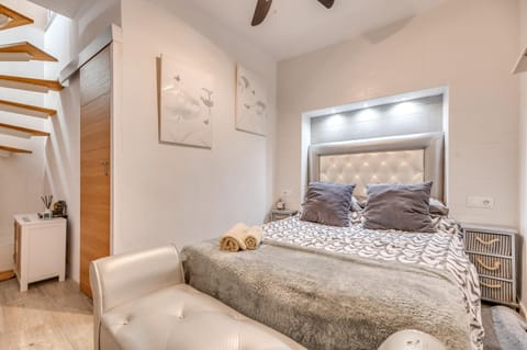 Property building, Living room, Bedroom