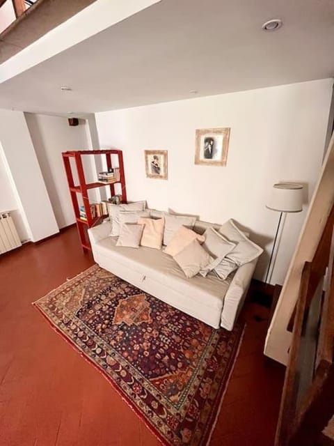 Bed, Living room, Seating area