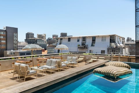 Balcony/Terrace, Balcony/Terrace, City view, Pool view, Swimming pool, Swimming pool, sunbed