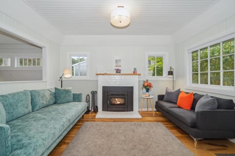 Yellow Abode MCA#801 House in Manzanita