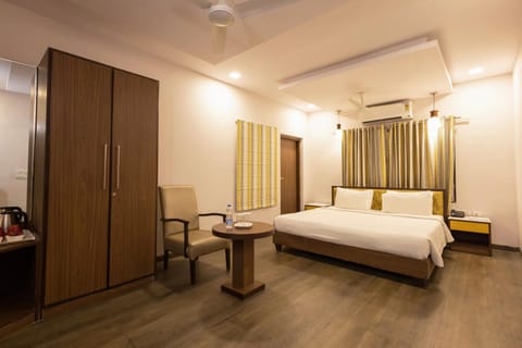 Bed, Photo of the whole room, Bedroom, hair dresser