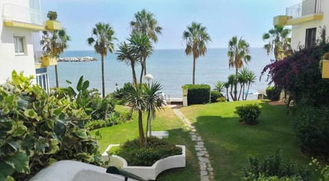 Off site, Beach