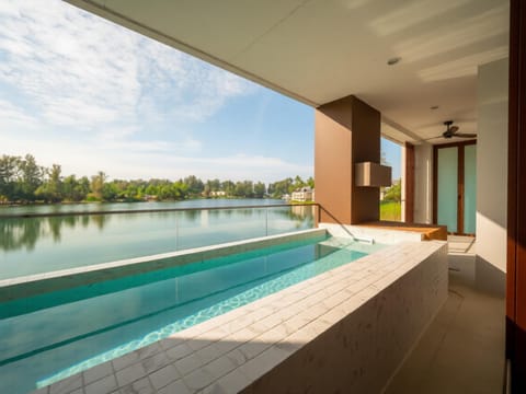 Natural landscape, Hot Tub, Lake view