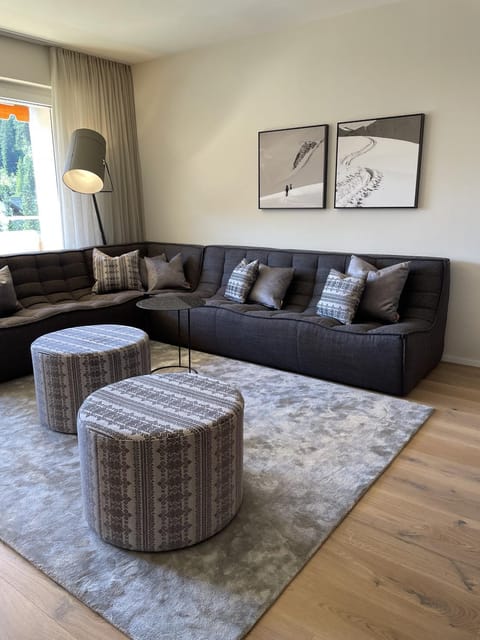 Communal lounge/ TV room, Living room