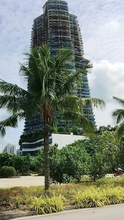 Property building, Natural landscape
