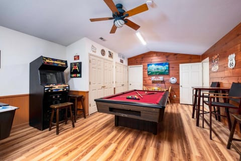 Adventure Lodge Villa in Gatlinburg