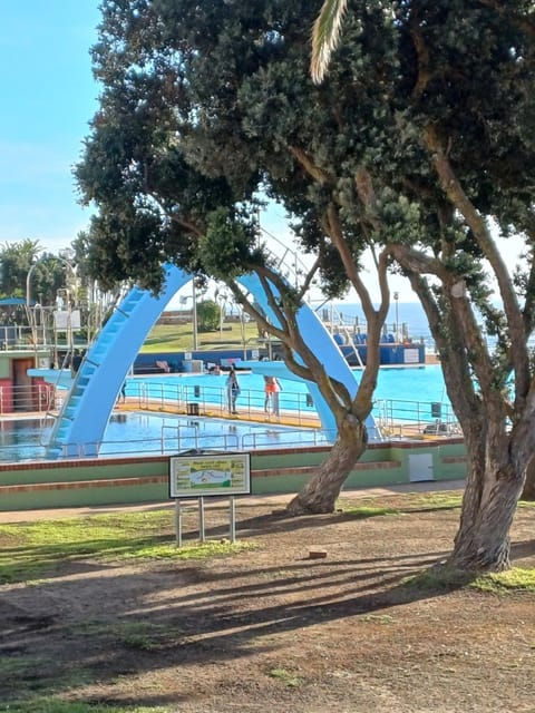 QUEENS BEACH STUDiO HALAAL Apartment in Sea Point