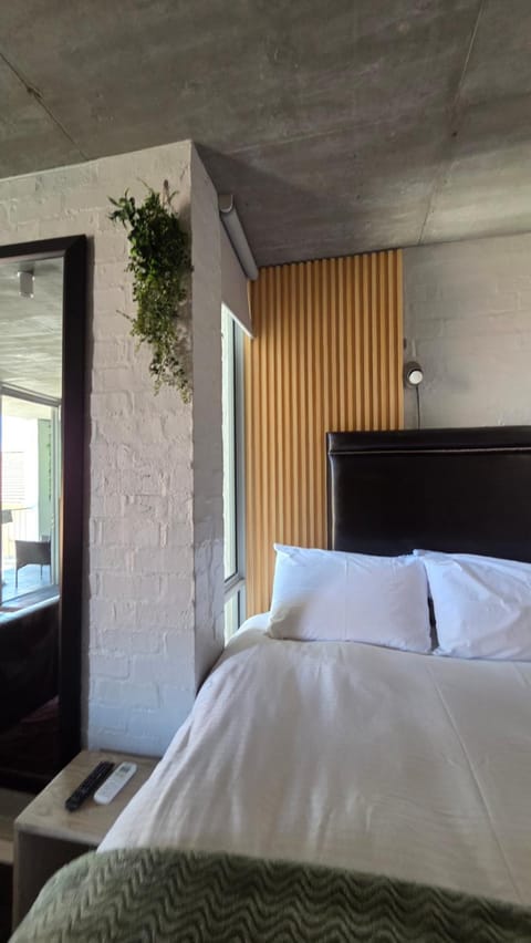 QUEENS BEACH STUDiO HALAAL Apartment in Sea Point