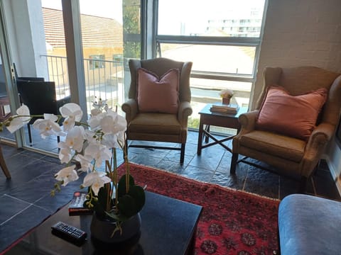 QUEENS BEACH STUDiO HALAAL Apartment in Sea Point