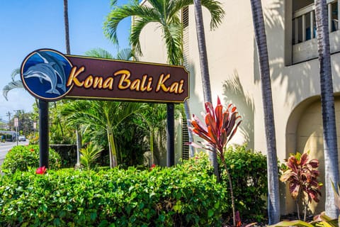 Kona Bali Kai Apartment in Holualoa