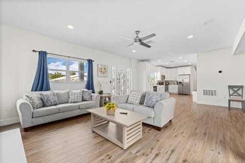 Suncoast Serenity House in Bradenton