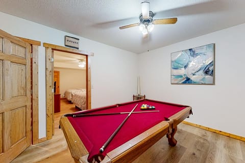 Moon Ridge Lodge House in St Germain