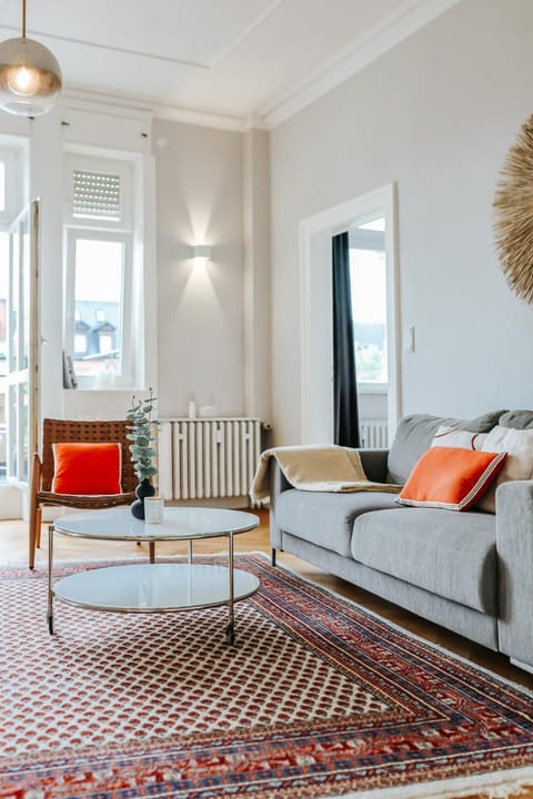 Living room, Photo of the whole room, Seating area