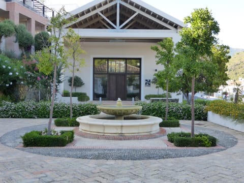 Facade/entrance, Spring, Day, Garden, Garden view