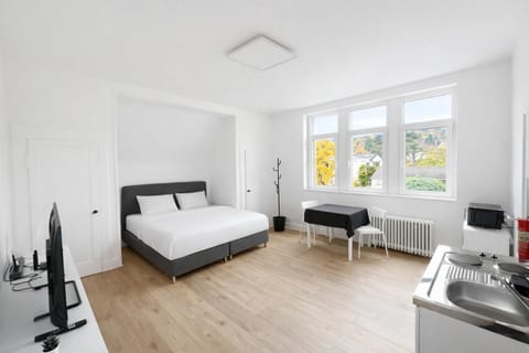 Dining area, Bedroom