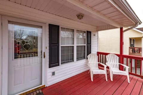 Home near all Sevier County attractions! House in Pigeon Forge