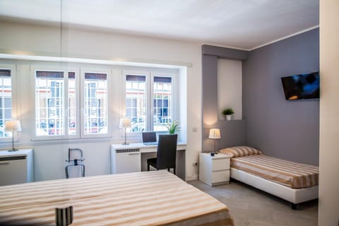Bed, TV and multimedia